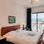 Klcc View With Balcony @ Chambers, Kl Near Lrt Pwtc & Sunway Putra Mall