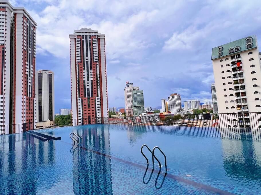 Klcc View With Balcony @ Chambers, Kl Near Lrt Pwtc & Sunway Putra Mall Pangsapuri Kuala Lumpur